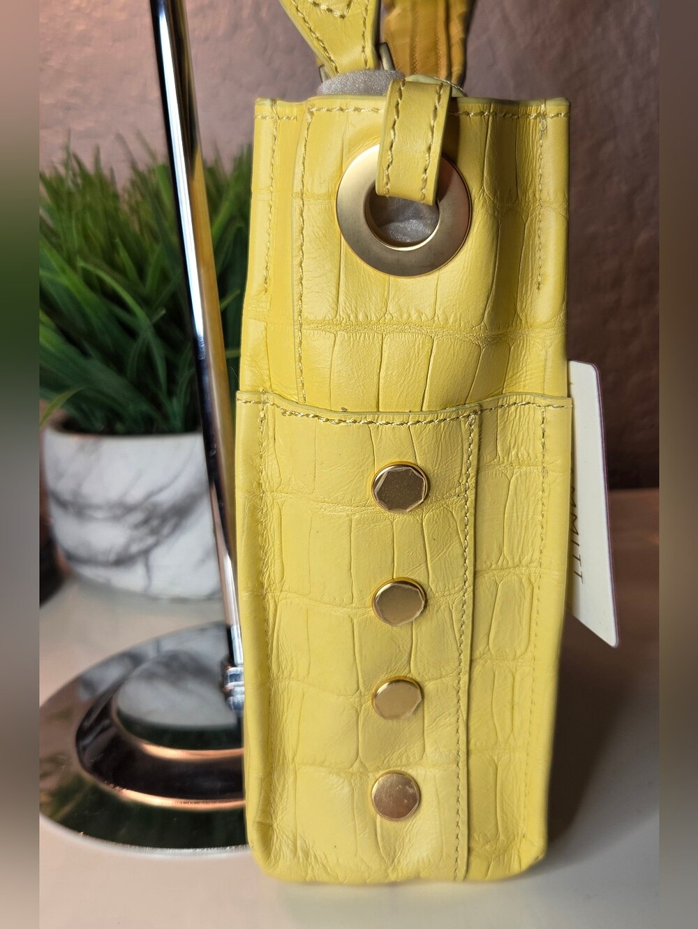 Hammitt Davis Small Sunstruck Yellow Croc Leather Crossbody Bucket Bag NWT - Picture 5 of 16
